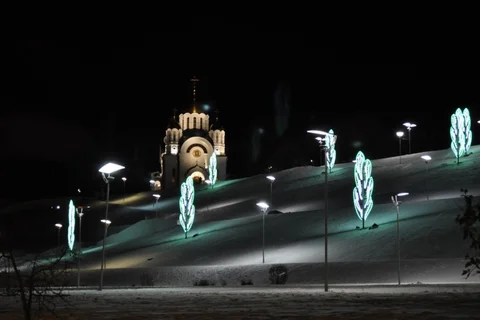 Спуск у Площади Славы
