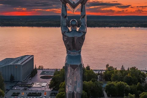 Монумент Славы на закате